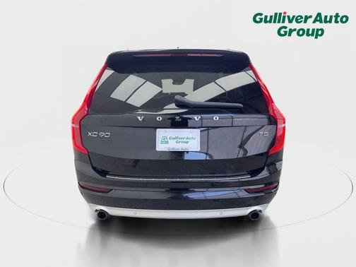 2019 Volvo XC90 T5 Momentum
