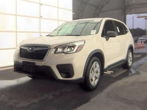 Crystal White Pearl 2019 Subaru Forester Base