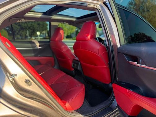 2020 Toyota Camry XSE