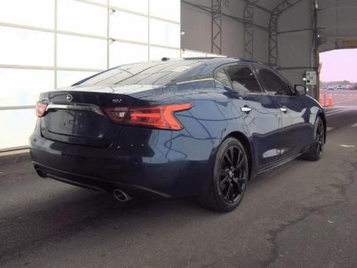 Deep Blue Pearl 2018 Nissan Maxima 3.5 SV