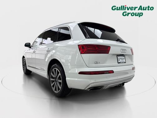 Carrara White 2019 Audi Q7 45 Premium Plus