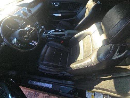 2022 Ford Mustang EcoBoost Premium