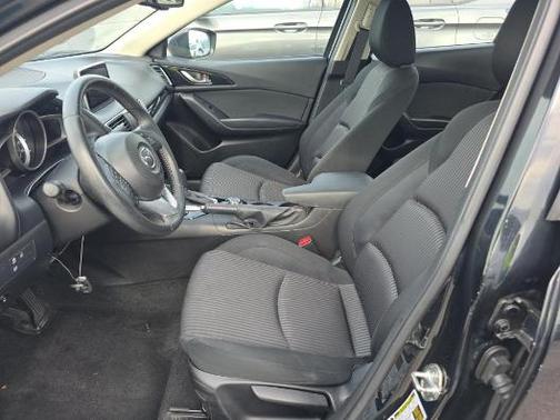 Jet Black Mica 2016 Mazda Mazda3 i Touring