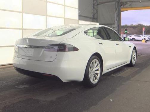 2017 Tesla Model S 75