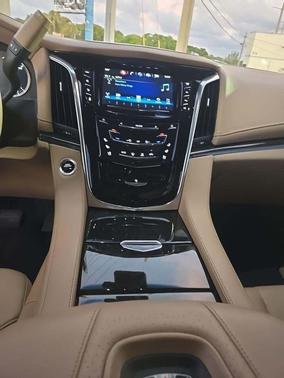 2019 Cadillac Escalade Platinum