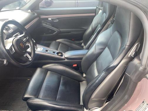 2022 Porsche 718 Boxster S