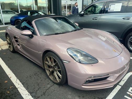 2022 Porsche 718 Boxster S
