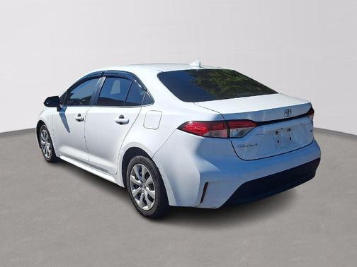 Ice 2024 Toyota Corolla LE