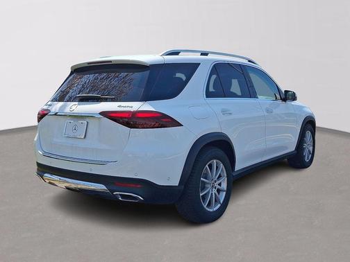 White 2025 Mercedes-Benz GLE 450 4MATIC