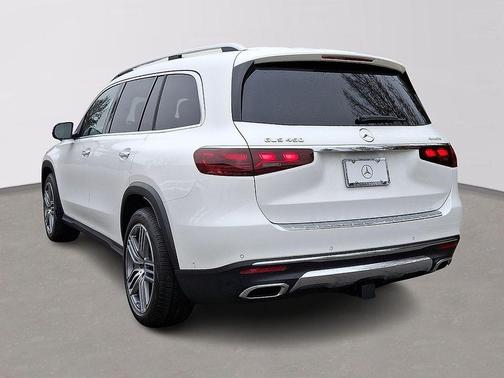 2025 Mercedes-Benz GLS 450 4MATIC