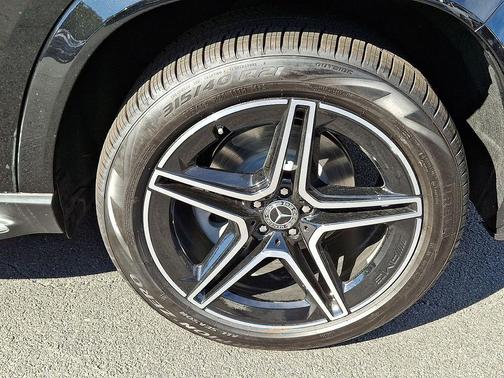 2026 Mercedes-Benz GLS 450