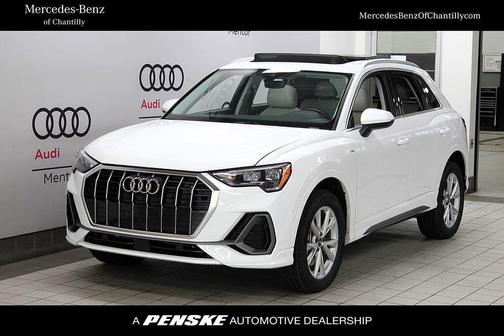2022 Audi Q3 45 S line Premium