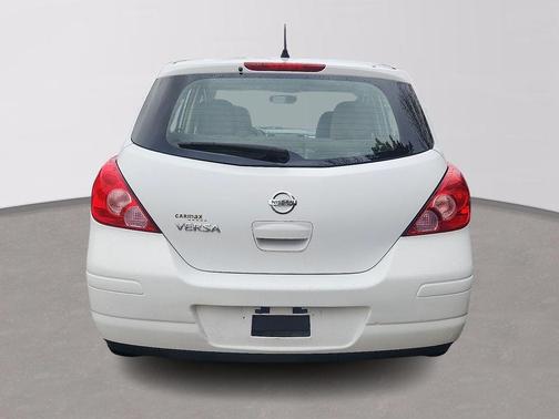 2012 Nissan Versa 1.8 S