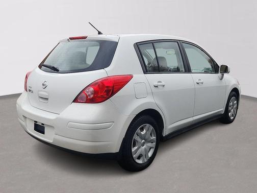 2012 Nissan Versa 1.8 S
