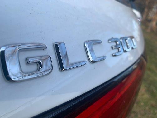 2026 Mercedes-Benz GLC 300 Base 4MATIC