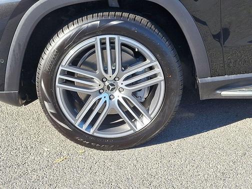 2026 Mercedes-Benz GLS 450 