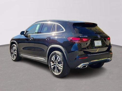 2026 Mercedes-Benz GLA 250 Base 4MATIC