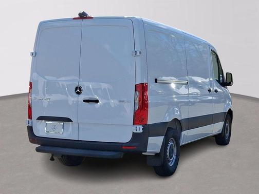 2025 Mercedes-Benz Sprinter 2500 Standard Roof