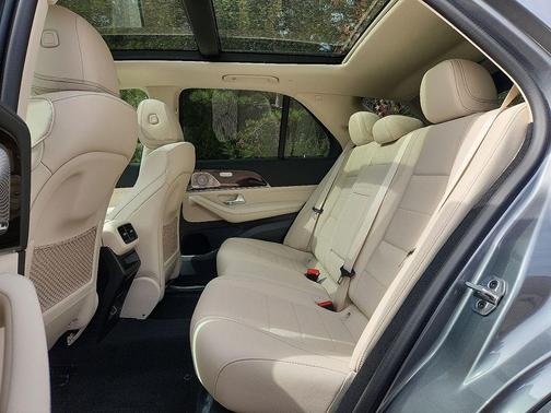 2026 Mercedes-Benz GLE 450 4MATIC