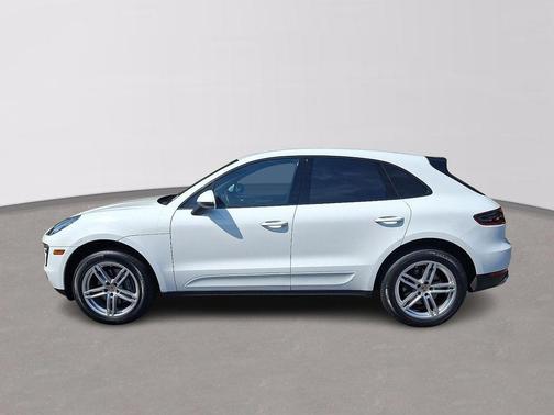 2018 Porsche Macan Sport Edition