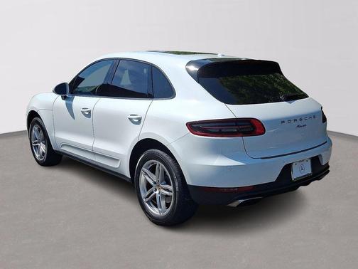 2018 Porsche Macan Sport Edition