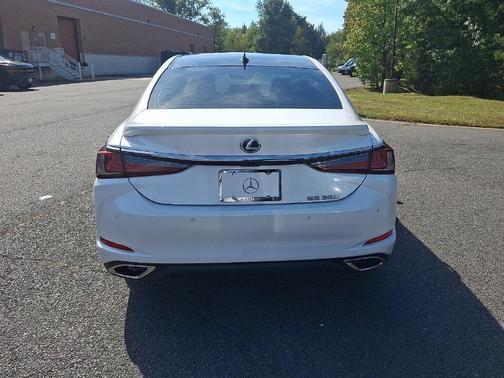 Eminent White Pearl 2025 Lexus ES 350 350