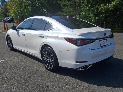 Eminent White Pearl 2025 Lexus ES 350 350
