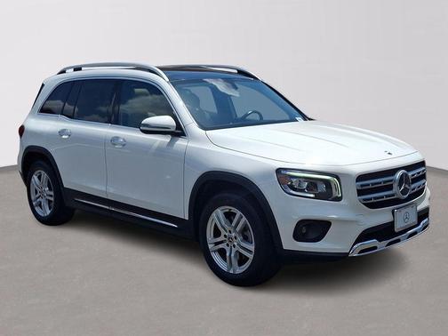 White 2022 Mercedes-Benz GLB 250 Base 4MATIC
