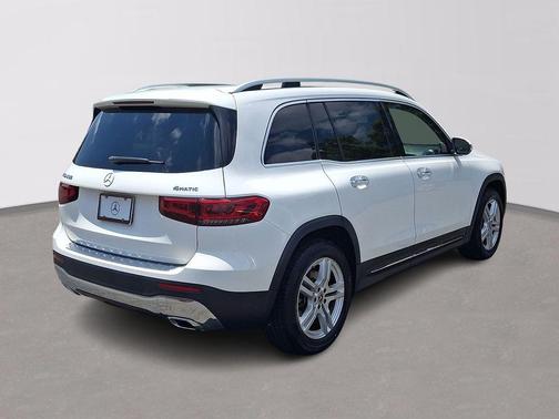 White 2022 Mercedes-Benz GLB 250 Base 4MATIC