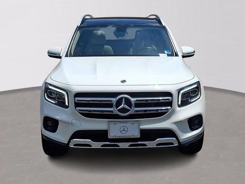 White 2022 Mercedes-Benz GLB 250 Base 4MATIC