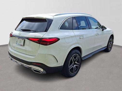 2025 Mercedes-Benz GLC 350e Base 4MATIC
