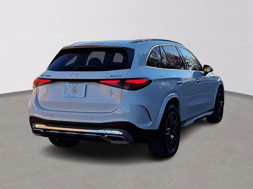 2025 Mercedes-Benz GLC 350e Base 4MATIC