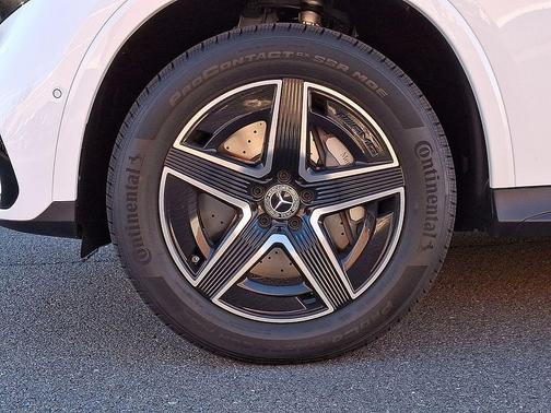 2025 Mercedes-Benz GLC 350e Base 4MATIC