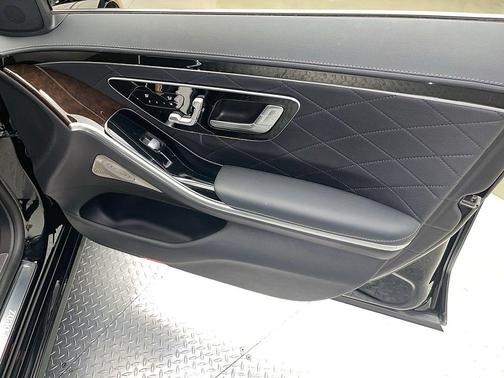 Black 2023 Mercedes-Benz S-Class Base
