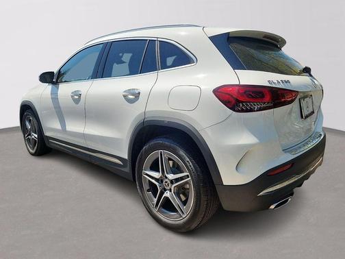 Polar White 2023 Mercedes-Benz GLA 250 Base 4MATIC