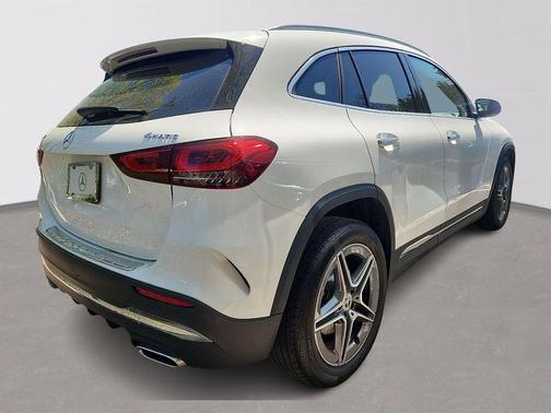 Polar White 2023 Mercedes-Benz GLA 250 Base 4MATIC