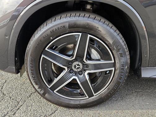 2026 Mercedes-Benz GLC 300 Base 4MATIC