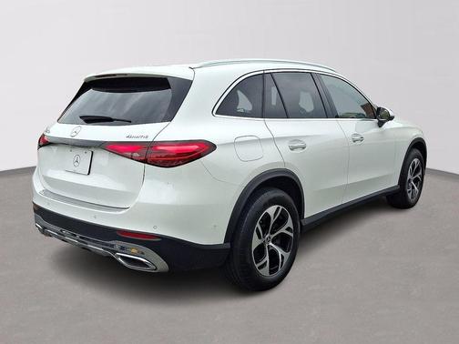 2025 Mercedes-Benz GLC 350e Base 4MATIC