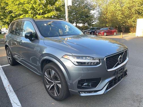 2020 Volvo XC90 T6 R-Design 7 Passenger