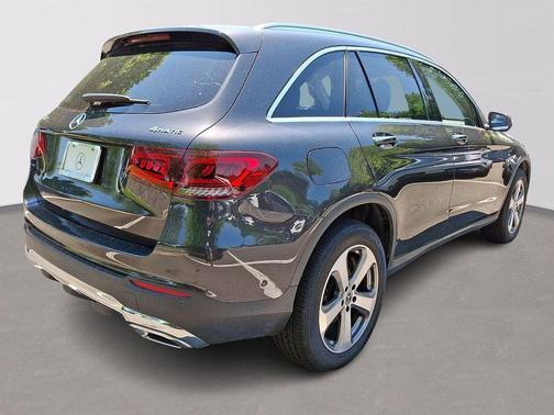 Gray Metallic 2022 Mercedes-Benz GLC 300 Base 4MATIC