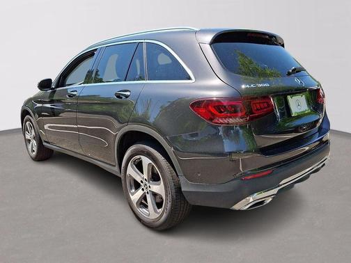 Gray Metallic 2022 Mercedes-Benz GLC 300 Base 4MATIC
