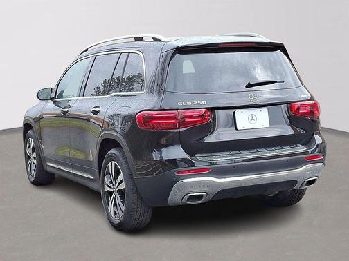 2025 Mercedes-Benz GLB 250 Base 4MATIC