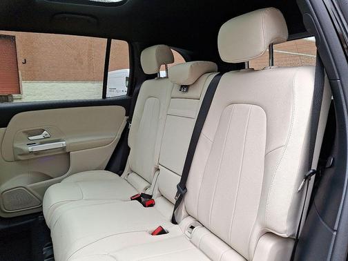 2025 Mercedes-Benz GLB 250 Base 4MATIC