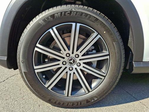 Polar White 2026 Mercedes-Benz GLE 350 Base 4MATIC