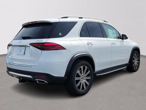 Polar White 2026 Mercedes-Benz GLE 450e Base 4MATIC