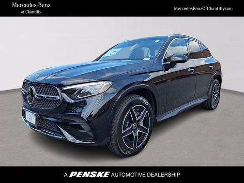 Obsidian Black Metallic 2027 Mercedes-Benz GLC 300