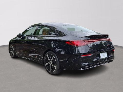 Cosmos Black Metallic 2027 Mercedes-Benz CLA 220 Hybrid CLA 220