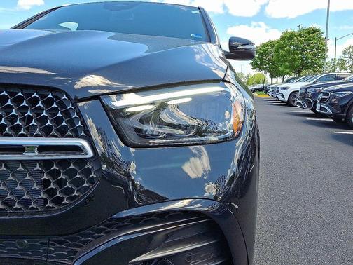 Obsidian Black Metallic 2026 Mercedes-Benz GLE 450 4MATIC