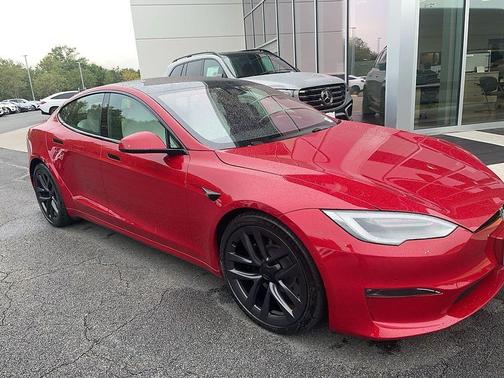 2022 Tesla Model S Plaid