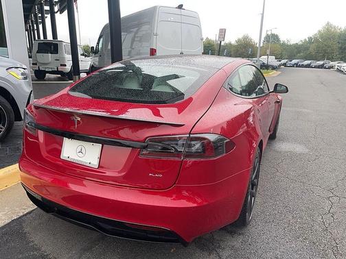 2022 Tesla Model S Plaid